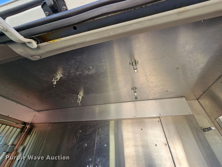 image for item MI9470 2011 Ford E250  animal control van