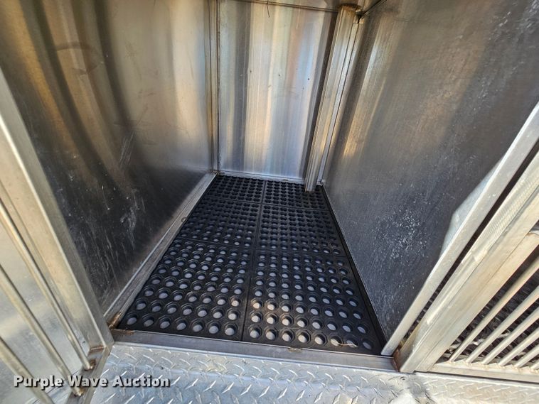 image for item MI9470 2011 Ford E250  animal control van