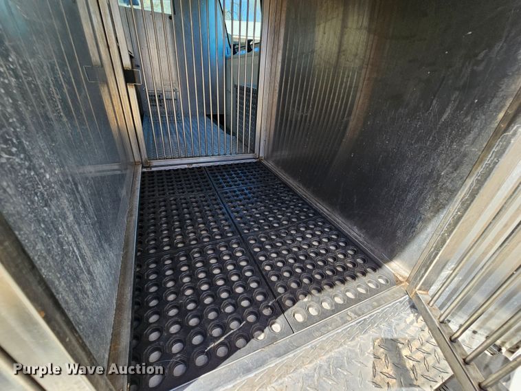 image for item MI9470 2011 Ford E250  animal control van