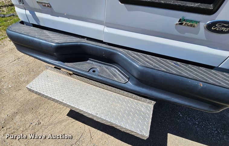 image for item MI9470 2011 Ford E250  animal control van