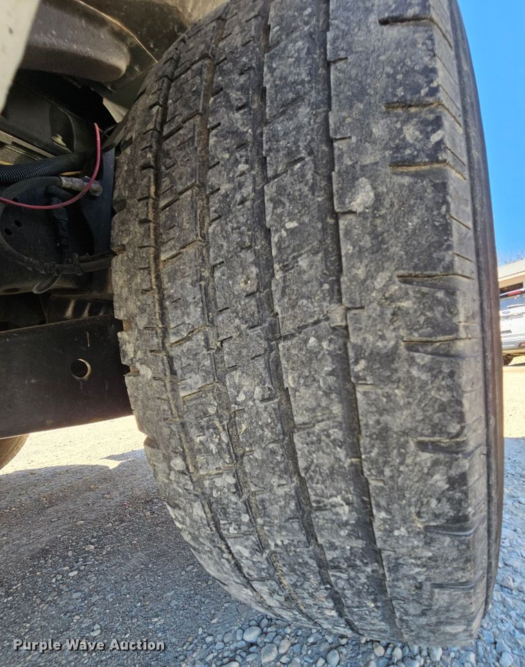 image for item MI9470 2011 Ford E250  animal control van