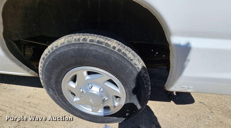 image for item MI9470 2011 Ford E250  animal control van