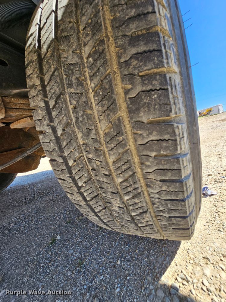 image for item MI9470 2011 Ford E250  animal control van