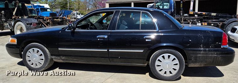 image for item MI9472 2009 Ford Crown Victoria Police Interceptor