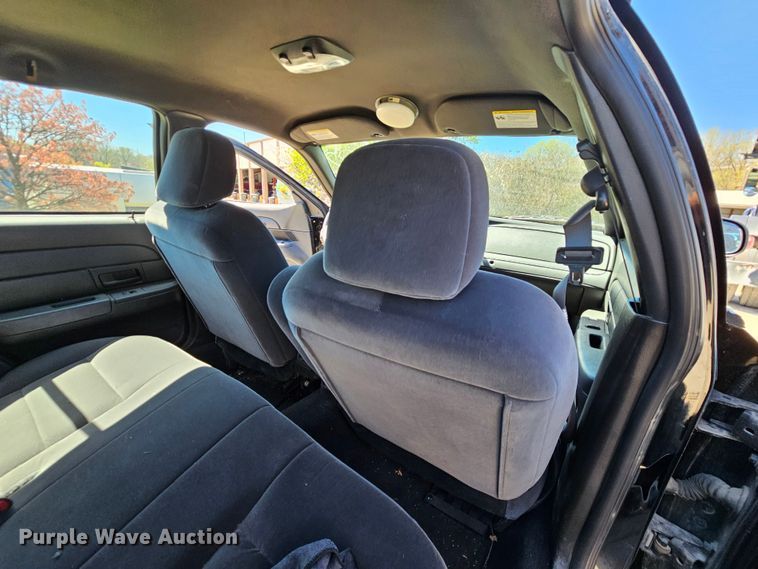 image for item MI9472 2009 Ford Crown Victoria Police Interceptor