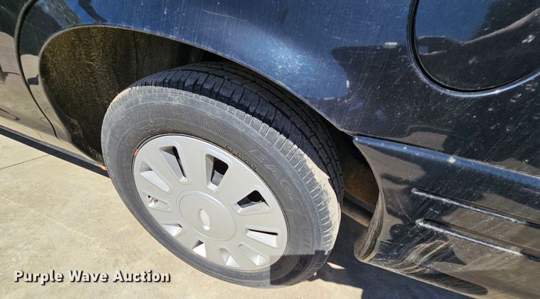 image for item MI9472 2009 Ford Crown Victoria Police Interceptor