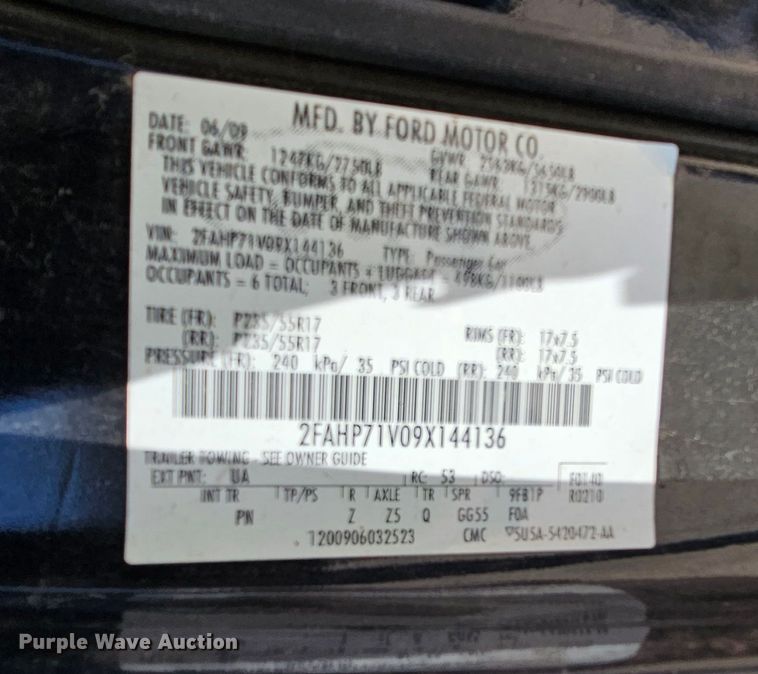 image for item MI9472 2009 Ford Crown Victoria Police Interceptor