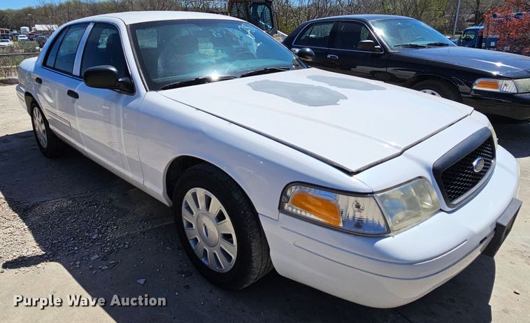 image for item MI9473 2008 Ford Crown Victoria Police Interceptor