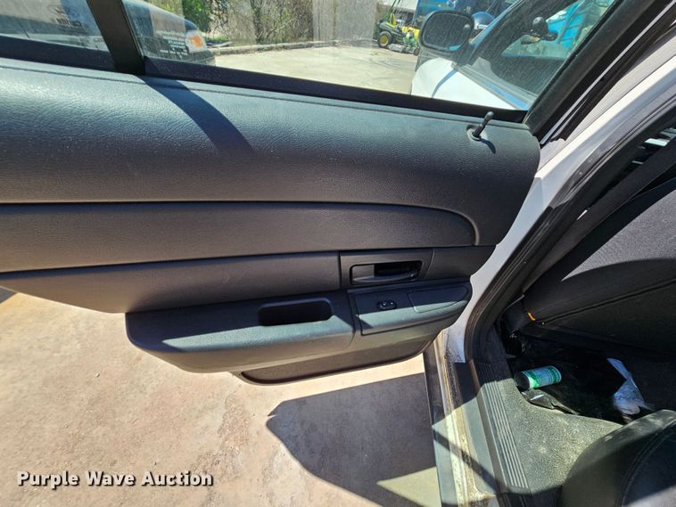 image for item MI9473 2008 Ford Crown Victoria Police Interceptor