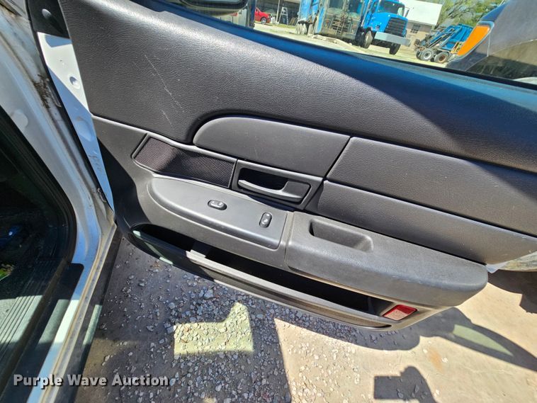 image for item MI9473 2008 Ford Crown Victoria Police Interceptor