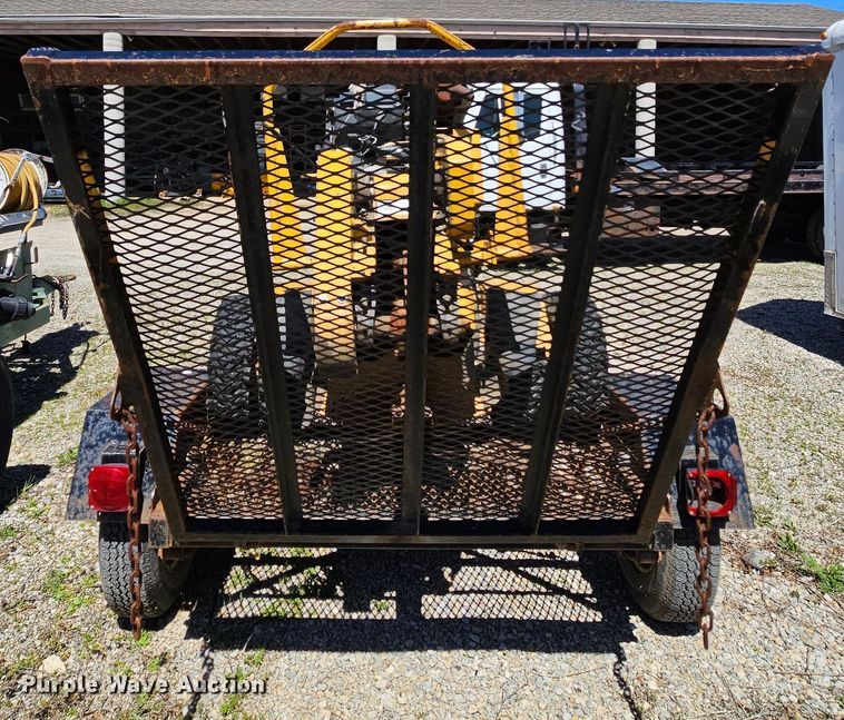 image for item MI9479 2001 Vermeer SC252  stump grinder