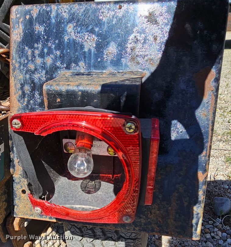 image for item MI9479 2001 Vermeer SC252  stump grinder