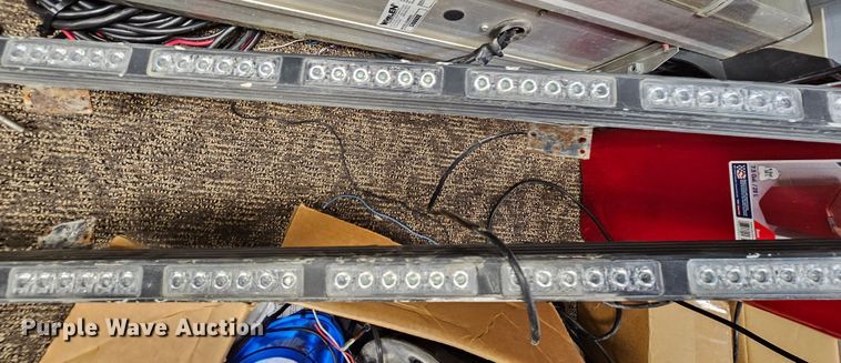 image for item MI9488 Emergency vehicle equipment