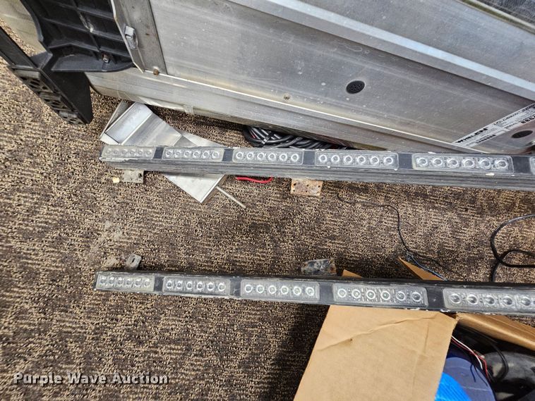 image for item MI9488 Emergency vehicle equipment