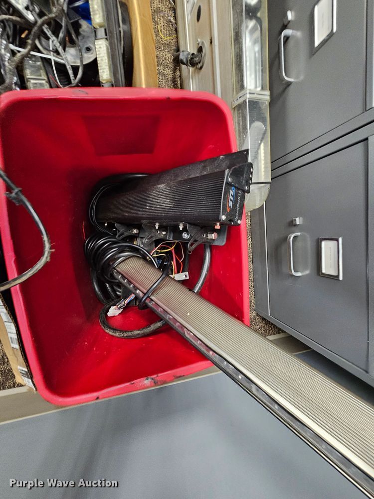 image for item MI9488 Emergency vehicle equipment