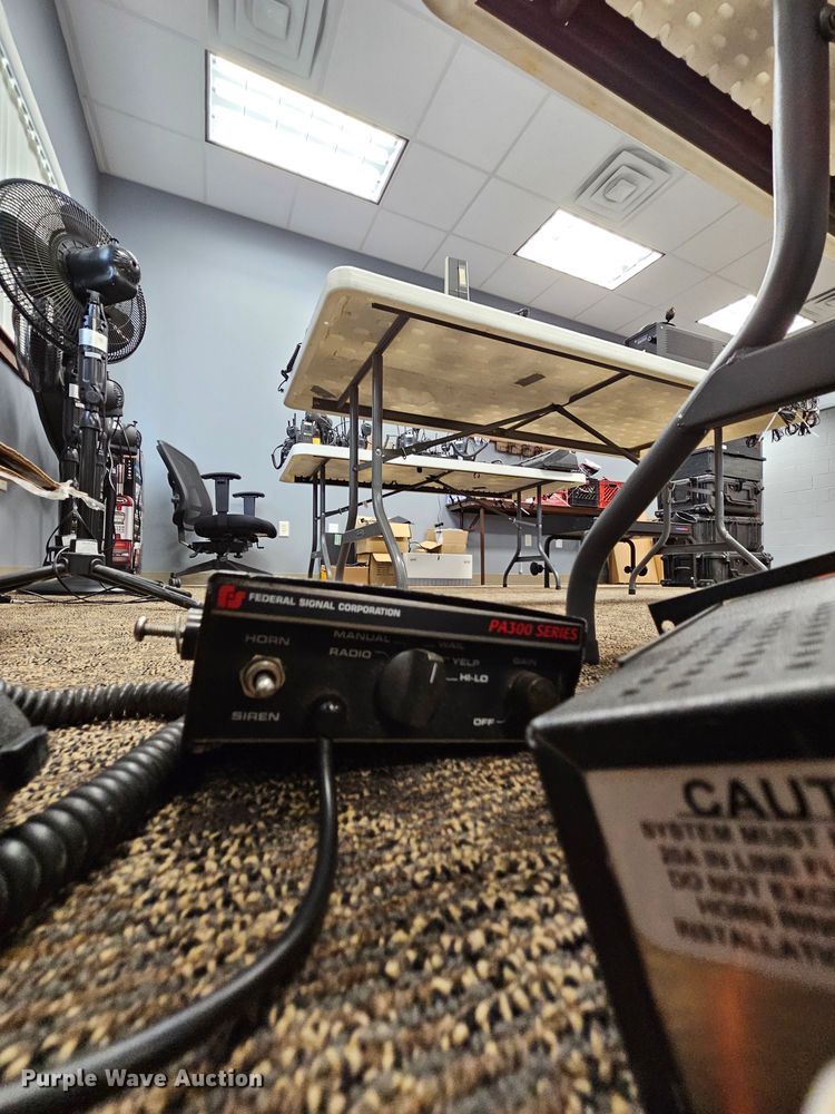 image for item MI9488 Emergency vehicle equipment