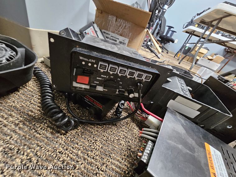 image for item MI9488 Emergency vehicle equipment