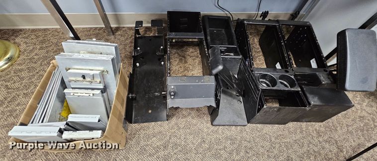 image for item MI9494 Emergency vehicle equipment