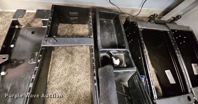 image for item MI9494 Emergency vehicle equipment