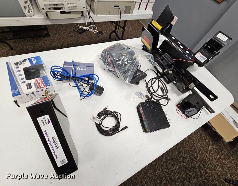 image for item MI9495 Emergency vehicle equipment