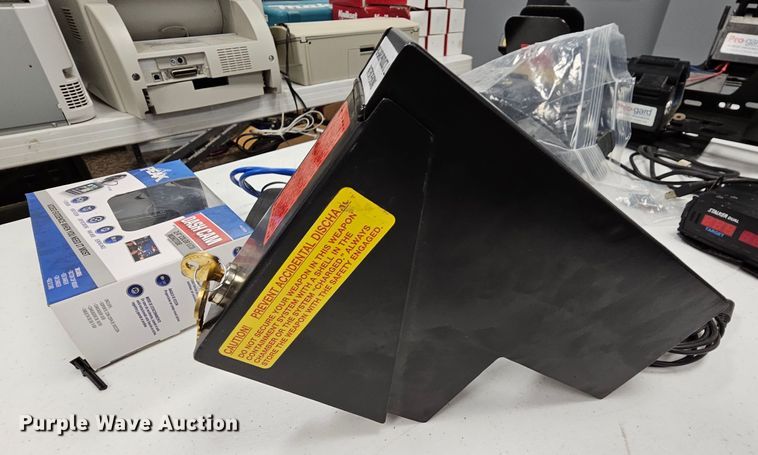 image for item MI9495 Emergency vehicle equipment