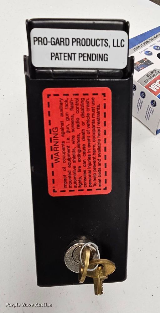 image for item MI9495 Emergency vehicle equipment