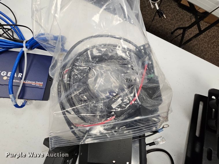 image for item MI9495 Emergency vehicle equipment