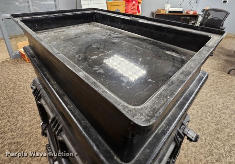 image for item MI9497 (4) totes