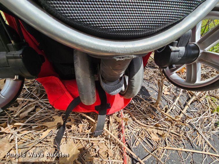 image for item MI9504 Britax stroller