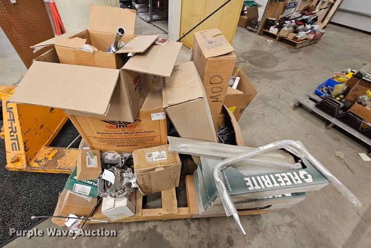 image for item MI9522 Tools