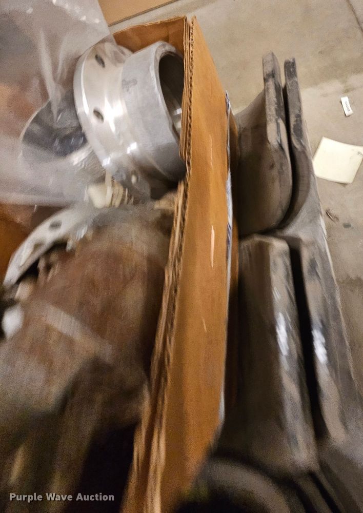 image for item MI9523 Truck parts and accessories