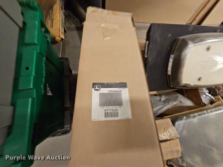 image for item MI9523 Truck parts and accessories