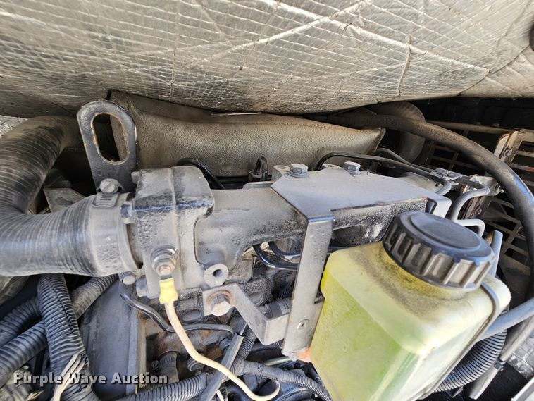 image for item MI9524 2004 Freightliner MT55  mobile command center