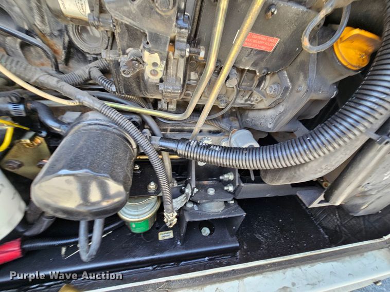 image for item MI9524 2004 Freightliner MT55  mobile command center