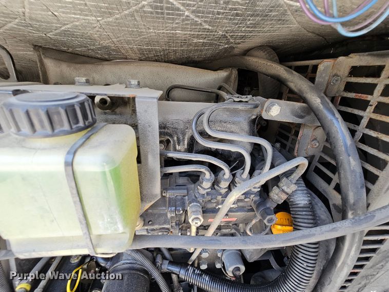 image for item MI9524 2004 Freightliner MT55  mobile command center