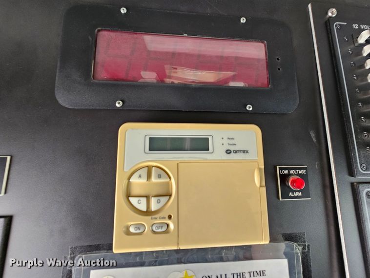 image for item MI9524 2004 Freightliner MT55  mobile command center