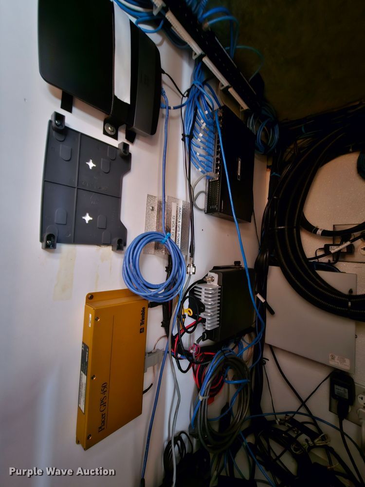 image for item MI9524 2004 Freightliner MT55  mobile command center