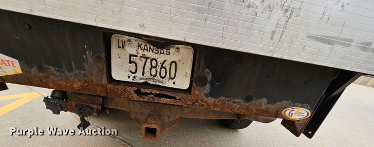 image for item MI9526 2003 Ford F350 Super Duty XL  pickup truck