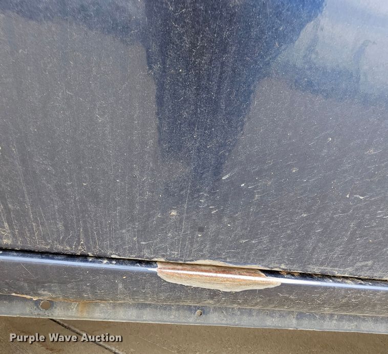 image for item MI9527 2003 Ford E350 Super Duty  utility van