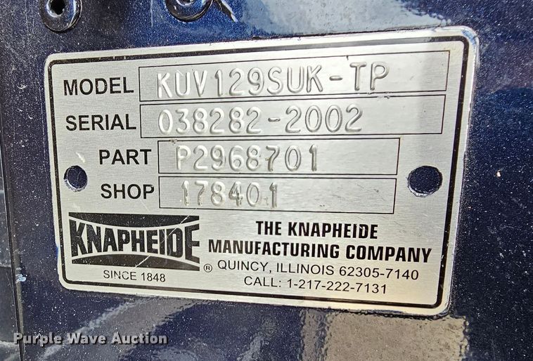 image for item MI9527 2003 Ford E350 Super Duty  utility van