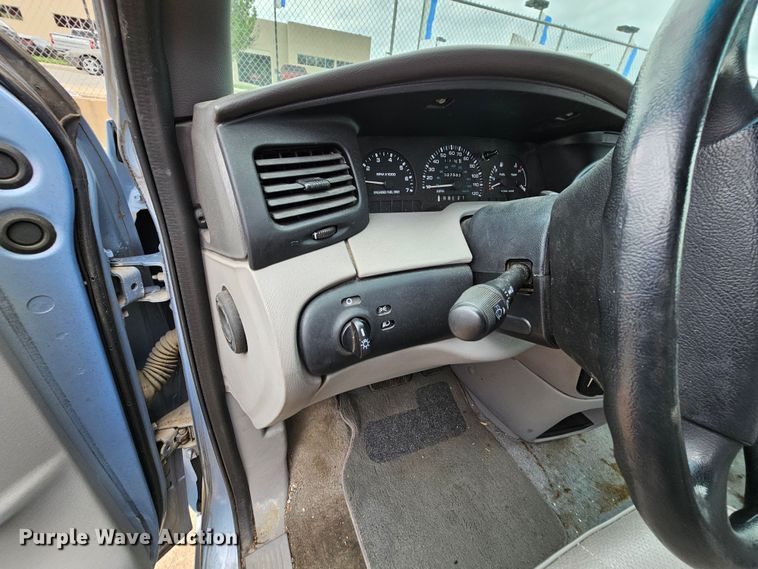 image for item MI9528 1998 Ford Windstar  van