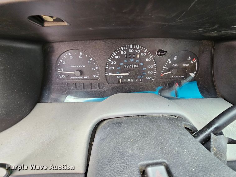 image for item MI9528 1998 Ford Windstar  van