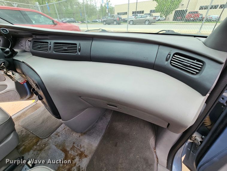 image for item MI9528 1998 Ford Windstar  van