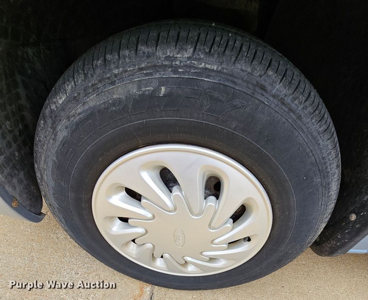 image for item MI9528 1998 Ford Windstar  van