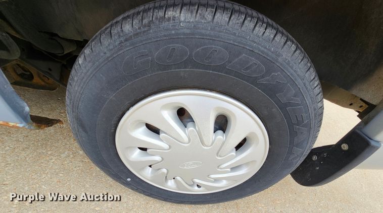 image for item MI9528 1998 Ford Windstar  van