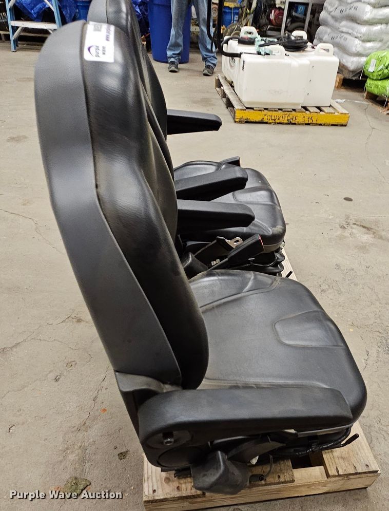 image for item MI9530 (2) Kubota seats