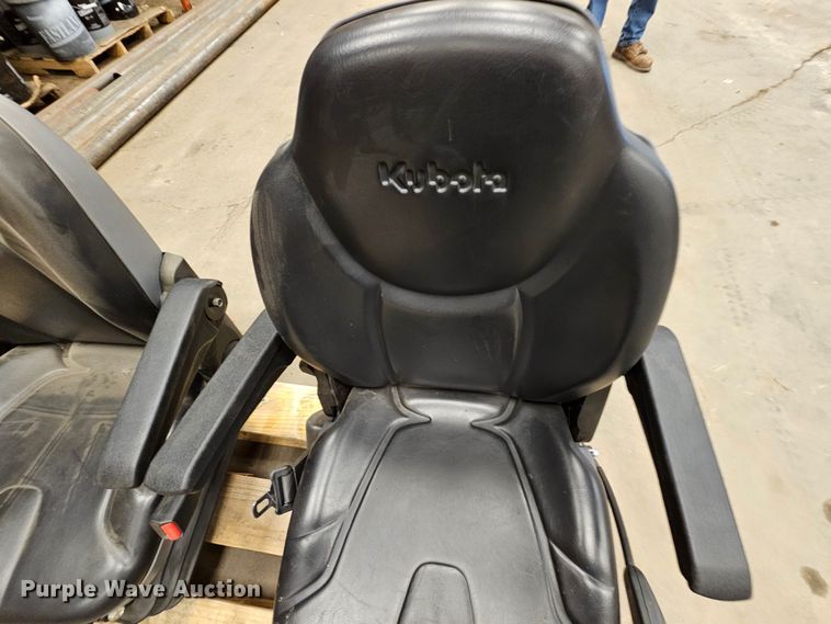 image for item MI9530 (2) Kubota seats