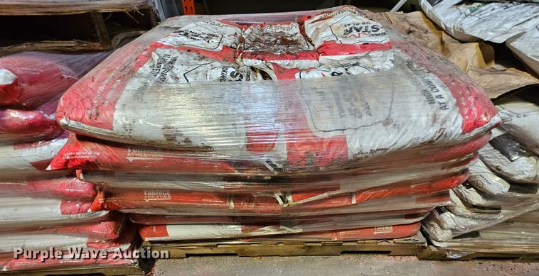 image for item MI9532 Approximately 240 bags of packing clay
