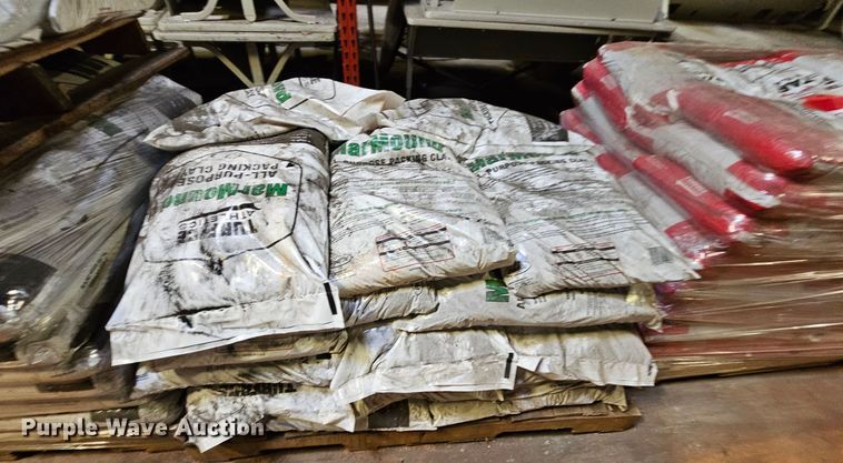 image for item MI9532 Approximately 240 bags of packing clay