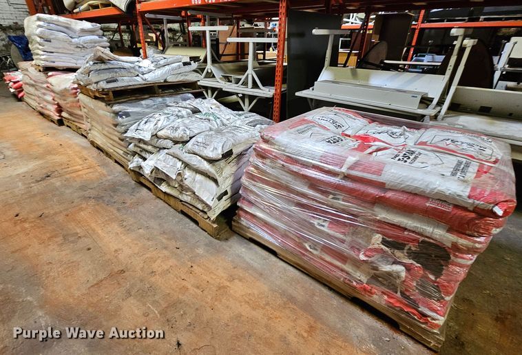 image for item MI9532 Approximately 240 bags of packing clay